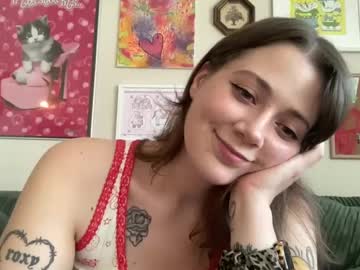 Sweetcandyangel Chaturbate stream image from August 11, 2025