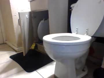Glly555 Chaturbate stream image from August 11, 2025