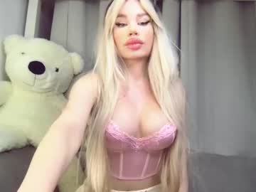 Yungbarbie Chaturbate stream image from August 11, 2025