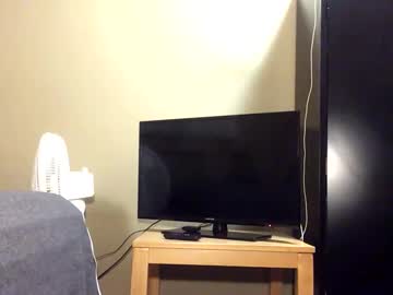 Easygoing32 Chaturbate stream image from August 11, 2025