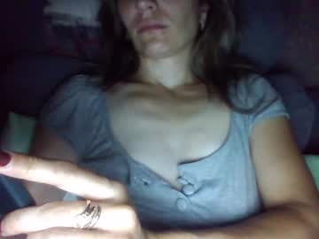 Honey0bunny222 Chaturbate stream image from August 11, 2025