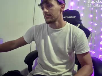 Igetherwetter Chaturbate stream image from August 11, 2025