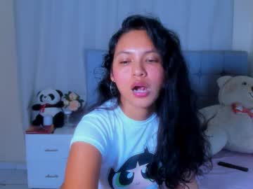 Lilydolll Chaturbate stream image from August 11, 2025