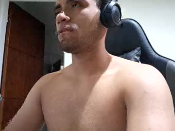 20debogota Chaturbate stream image from August 11, 2025