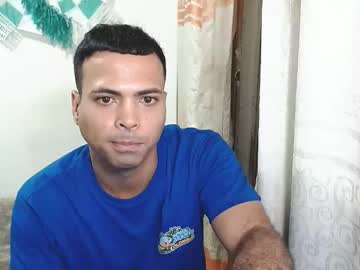 Wildloverstv Chaturbate stream image from August 11, 2025