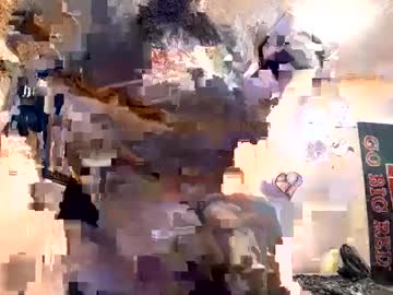 Traviseugene144 Chaturbate stream image from August 11, 2025