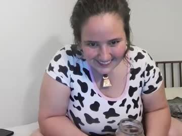 Preciousangelcow Chaturbate stream image from August 11, 2025