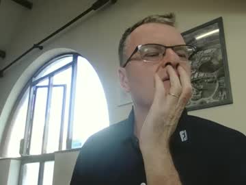 Swchap1217 Chaturbate stream image from August 11, 2025