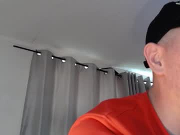 Ronisalano Chaturbate stream image from August 11, 2025