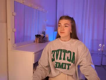 Camillahartman Chaturbate stream image from August 11, 2025