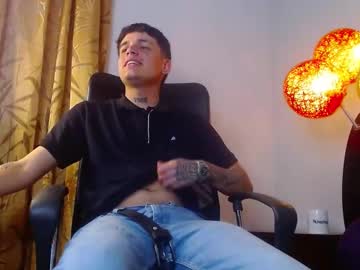 Declantfoxx Chaturbate stream image from August 11, 2025