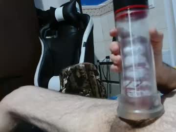 Andreassxx Chaturbate stream image from August 11, 2025