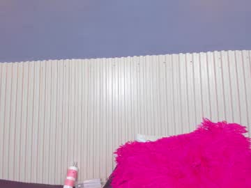 Luciadaniels1 Chaturbate stream image from August 11, 2025