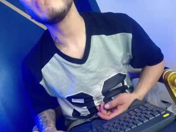 Thonixxx_Mr Chaturbate stream image from August 11, 2025