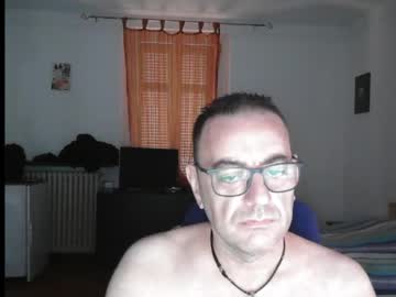 Rogerrabbit2023 Chaturbate stream image from August 11, 2025