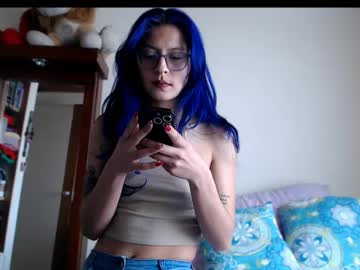 Roxa__ Chaturbate stream image from August 11, 2025