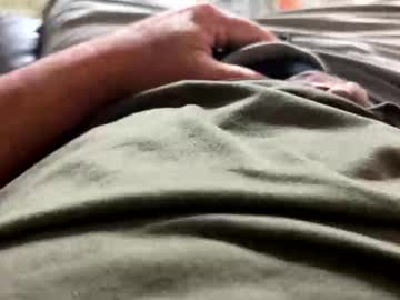 Marriedaverageguy Chaturbate stream image from August 11, 2025