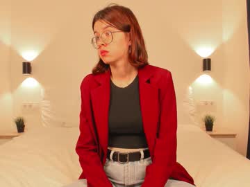 Odessalilley Chaturbate stream image from August 11, 2025