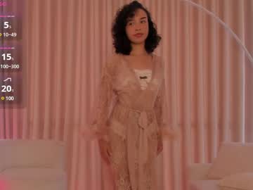 Leahaltomm Chaturbate stream image from August 11, 2025