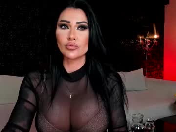 Mistresskennya Chaturbate stream image from August 11, 2025