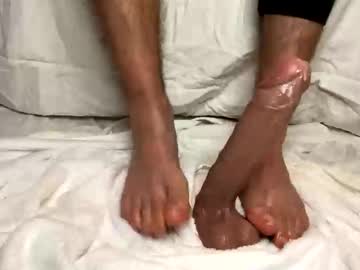 Senpai_Tomy Chaturbate stream image from August 11, 2025