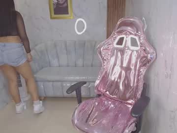 Mia_Annie_S Chaturbate stream image from August 11, 2025