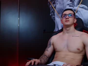 Jacksonolsenn Chaturbate stream image from August 11, 2025