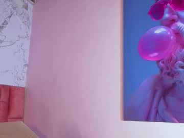 Emmi_Collins Chaturbate stream image from August 11, 2025