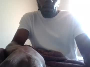 Toyingislong Chaturbate stream image from August 11, 2025