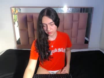 Kammi_Candy Chaturbate stream image from August 12, 2025
