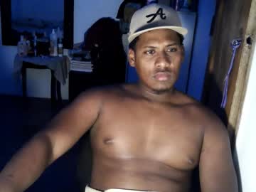 Angelp2002 Chaturbate stream image from August 12, 2025