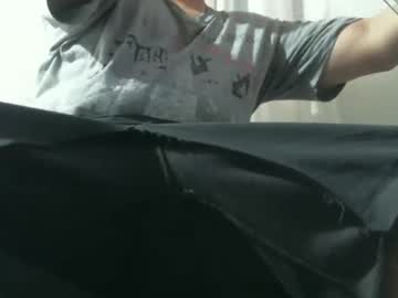Knickfranco Chaturbate stream image from August 12, 2025
