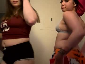Milfhai Chaturbate stream image from August 12, 2025
