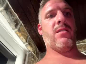 Bentleythomas Chaturbate stream image from August 12, 2025