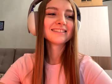 Tammeratwiss Chaturbate stream image from August 12, 2025