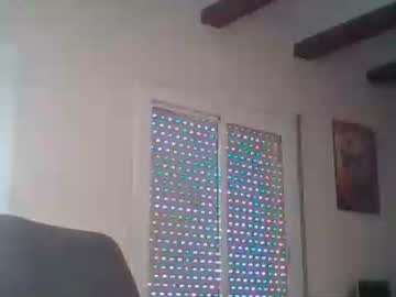Johnpollonxl Chaturbate stream image from August 12, 2025