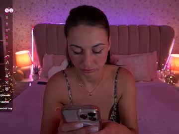 Virgniagibson Chaturbate stream image from August 12, 2025