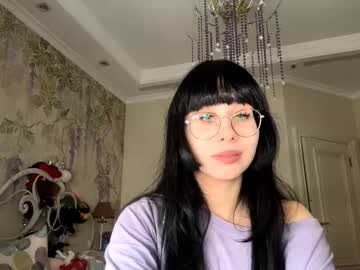 Winifredcripe Chaturbate stream image from August 12, 2025