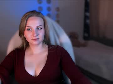Avelisa Chaturbate stream image from August 12, 2025