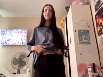 Blush_Fairy Chaturbate stream image from August 12, 2025