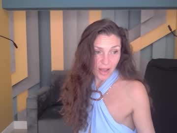 Ellalongs Chaturbate stream image from August 12, 2025