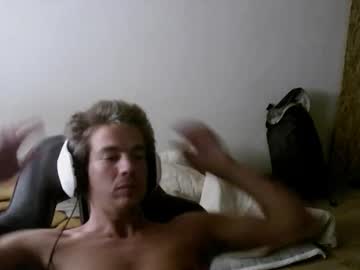 Miniorganismo stream image from August 12, 2025