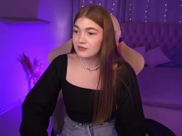 Tinaharper Chaturbate stream image from August 12, 2025