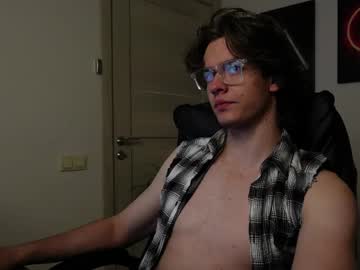 Logan_Fraser Chaturbate stream image from August 12, 2025