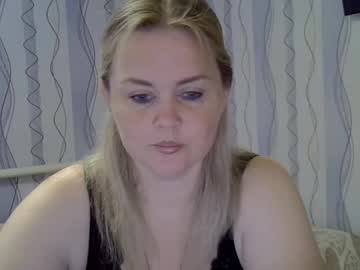 Karennelsonx Chaturbate stream image from August 12, 2025