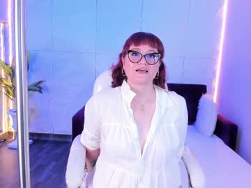 Mariathlittle Chaturbate stream image from August 12, 2025