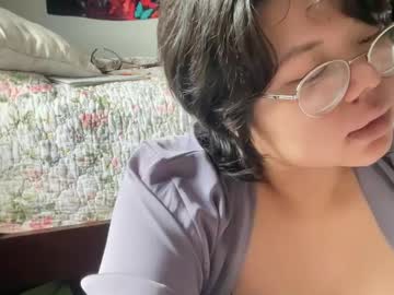 Merlove838205 Chaturbate stream image from August 12, 2025