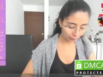 Emily_885 Chaturbate stream image from August 12, 2025