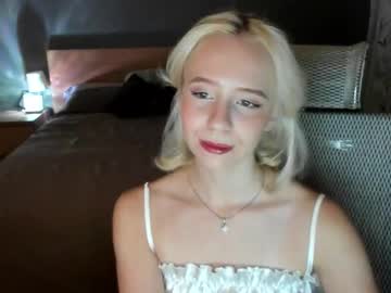 Amelia_Mills Chaturbate stream image from August 12, 2025