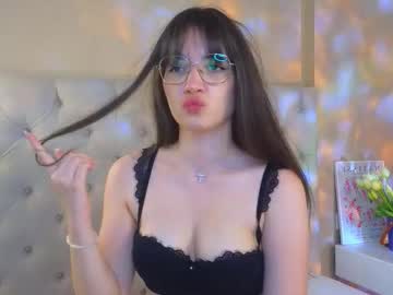 Debrasteele Chaturbate stream image from August 12, 2025